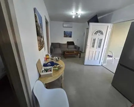 Uncie Spiros House Néa Fókaia