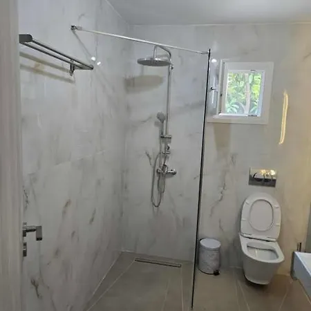 بيت للعطل Uncie Spiros House *