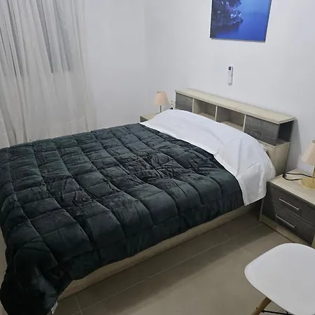 Uncie Spiros House * Néa Fókaia