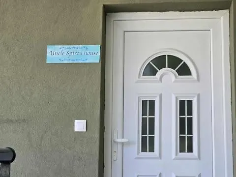 Case de vacanță Uncie Spiros House *