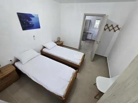 Uncie Spiros House 度假居