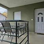 Casa de Férias Uncie Spiros House *