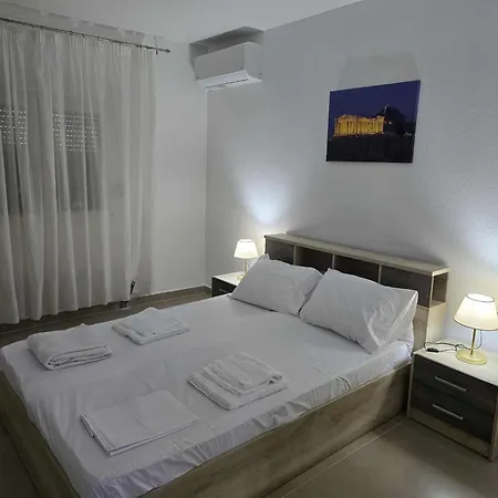 Uncie Spiros House Néa Fókaia